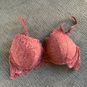 Pink VS bra